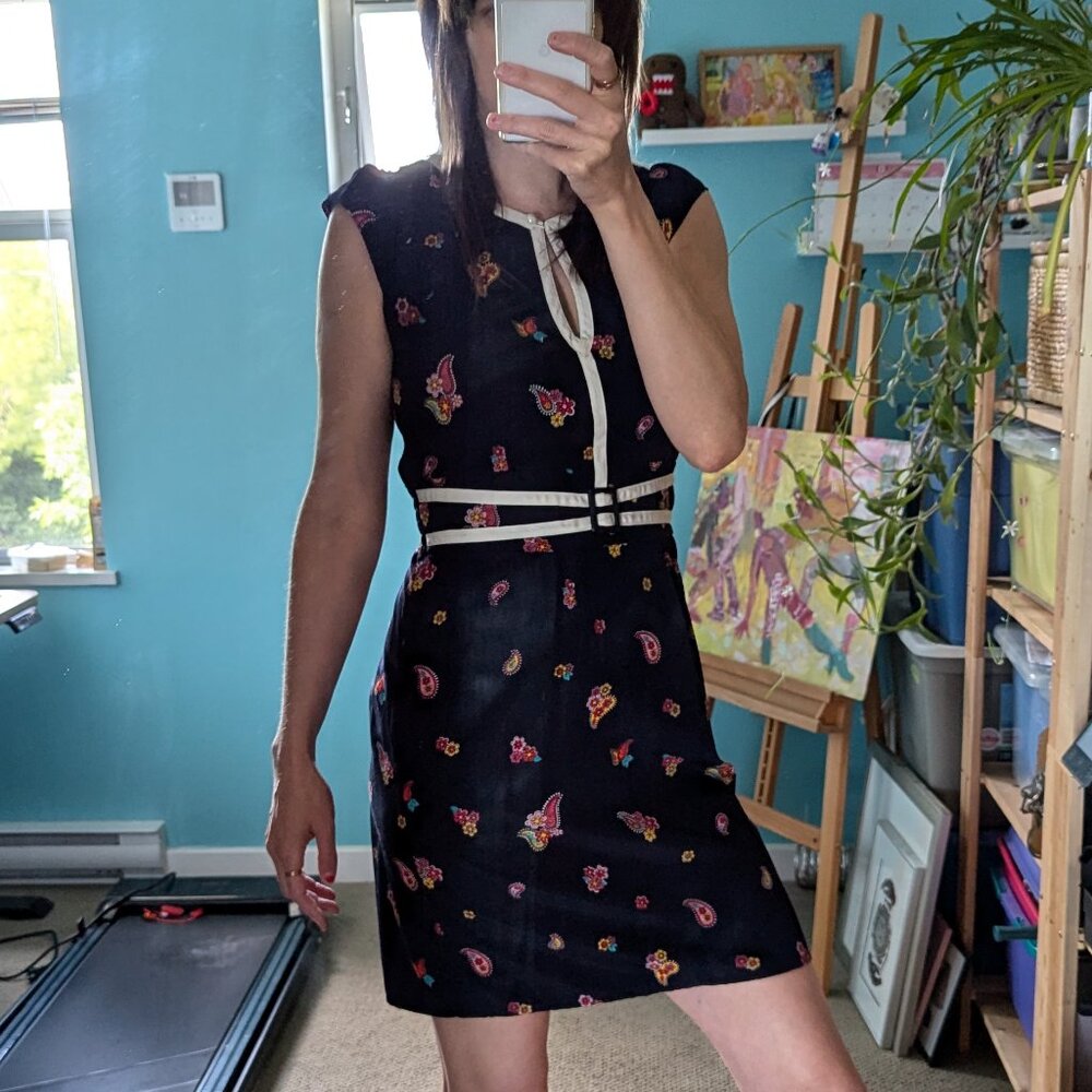 Cute Black Pin-up Wiggle Floral Dress Keyhole, Trollied Dolly, Size M